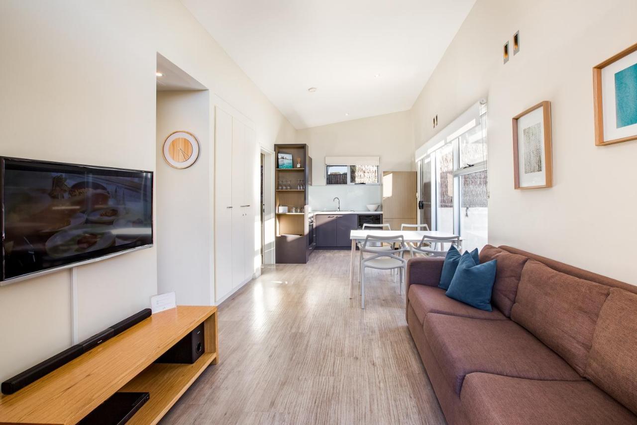 Smiths Beach Resort Yallingup Zewnętrze zdjęcie A typical apartment at the University of Western Australia
