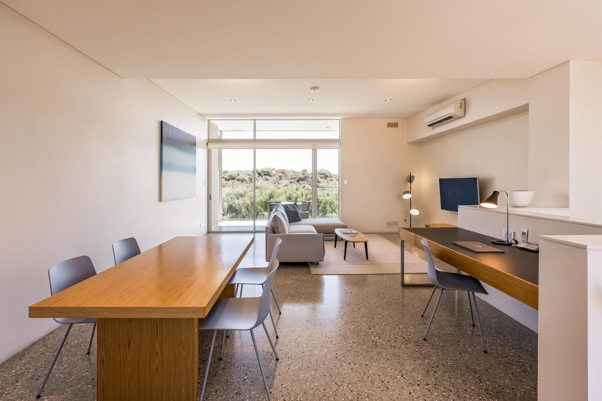 Smiths Beach Resort Yallingup Zewnętrze zdjęcie A typical apartment at the University of Western Australia