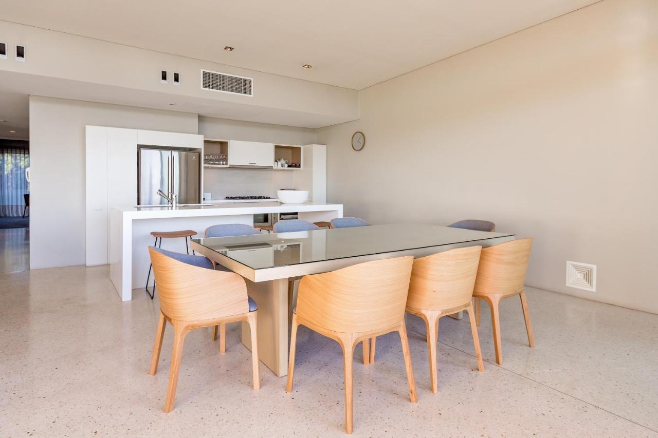 Smiths Beach Resort Yallingup Zewnętrze zdjęcie A kitchen and dining room in a typical apartment